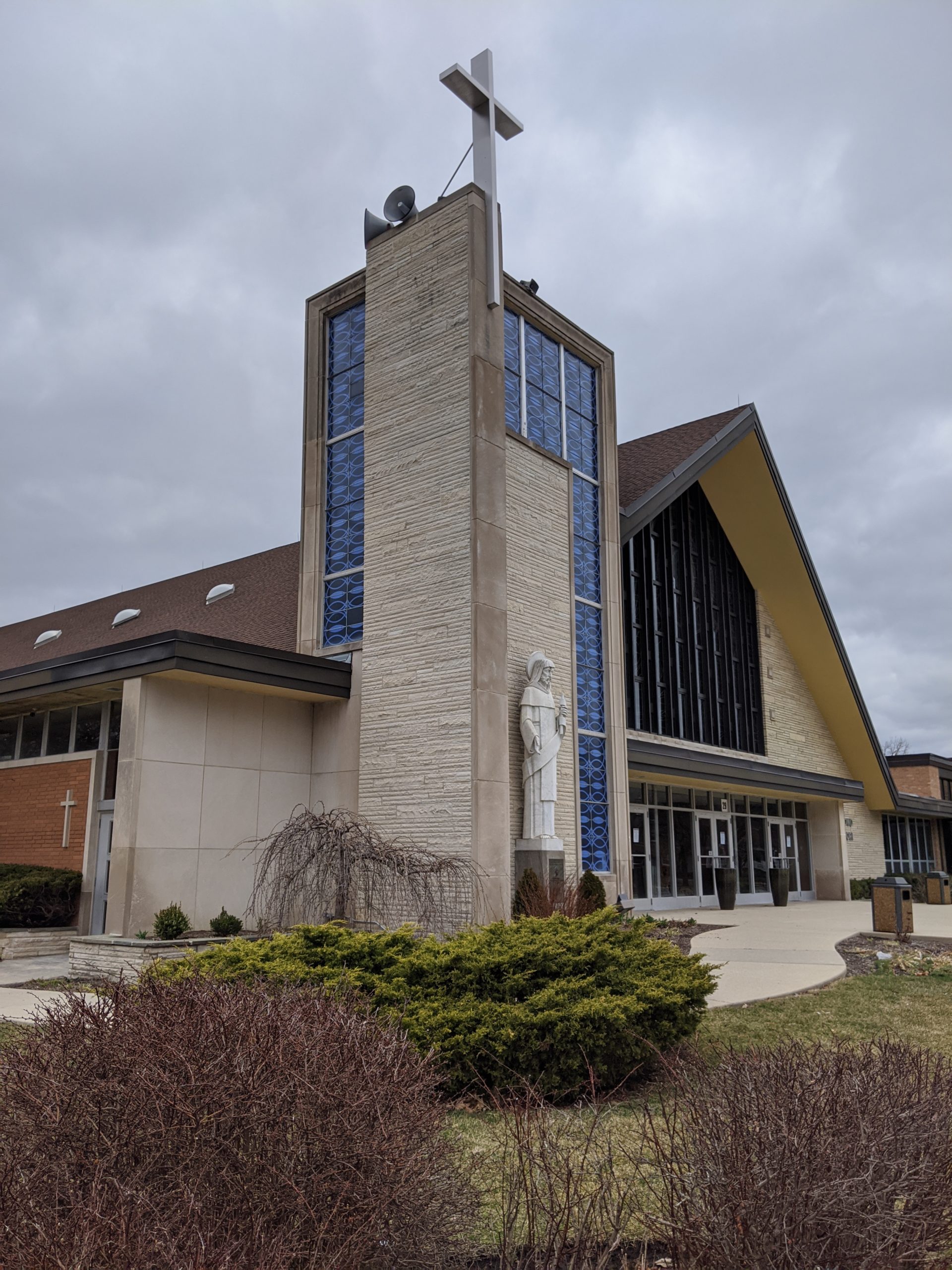 Saint Raymond Love. Serve.